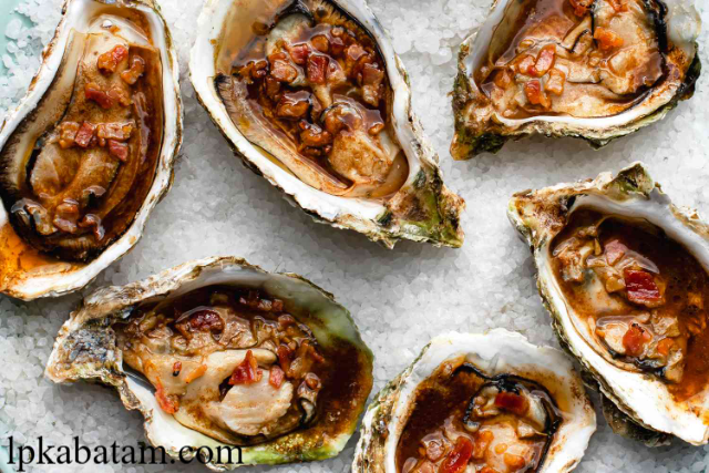 Seafood Australia: Oyster Kilpatrick